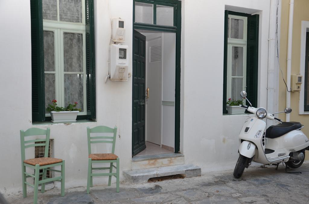 Aegli Rooms Tinos Phòng bức ảnh